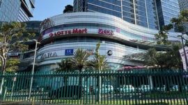 Wali Kota Surabaya Minta Pengelola Mal Tidak Tinggikan Pagar, Utamakan Estetika dan Rasa Aman